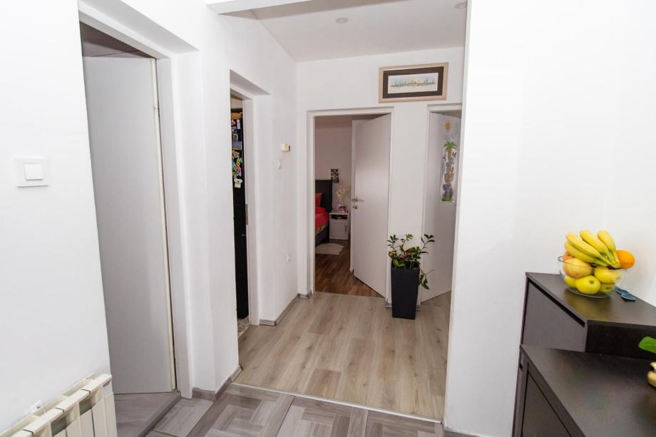 Stan: Zagreb (Rudeš), plus 57m2 neuređenog potkrovlja i 200m2 vrta! (prodaja) - cover