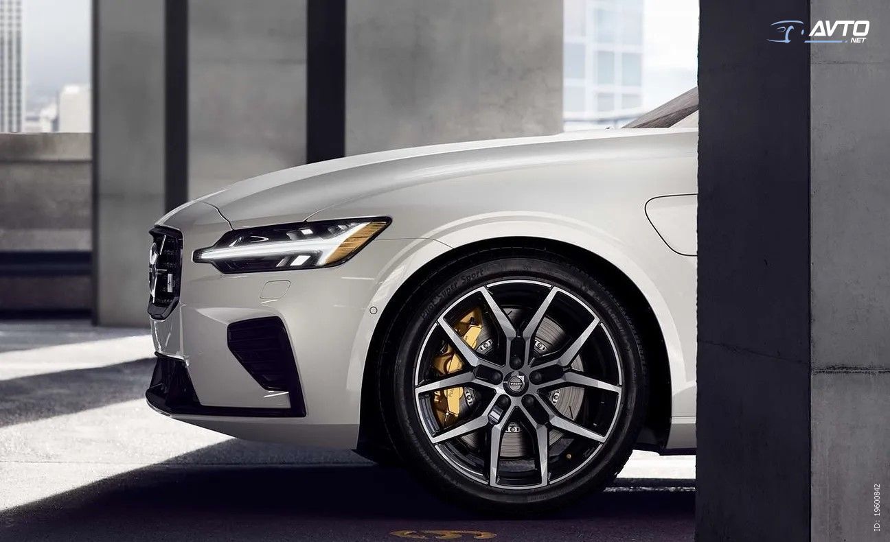Volvo V60  T8 Polestar projektirao - cover