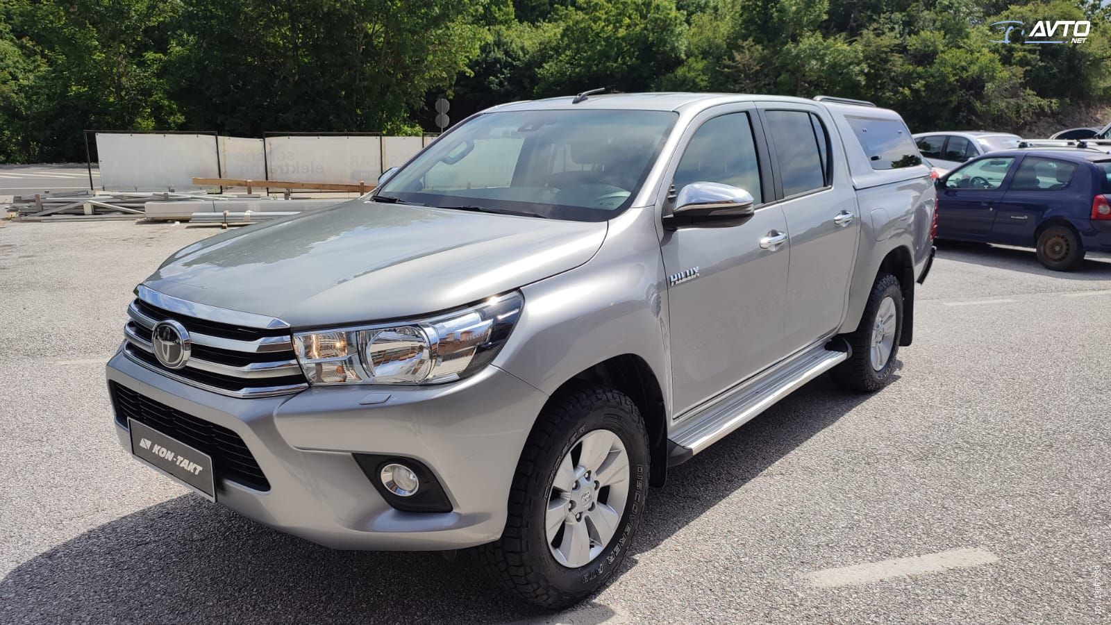 Toyota Hilux  2.4 D 4WD 1. VLASNIK REDOVIT SERVISIRAN - cover