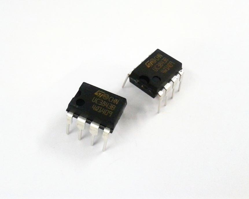 Integrirani krug / Mikrokontroler 30V 17mA UC3843BN - cover
