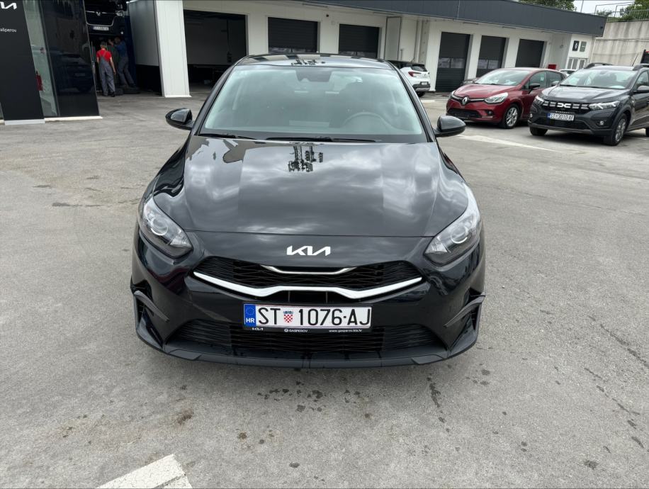 KIA CEED 1,5 T-GDI ISG LX CHAMPION M/T - cover