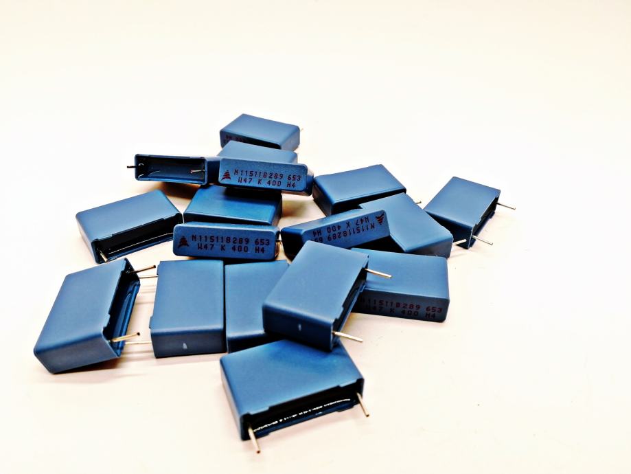 Kondenzator 0,47uF / 400V radial - cover