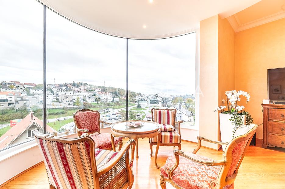 Zagreb, Gračani, prekrasna obiteljska villa, mirna lokacija - cover