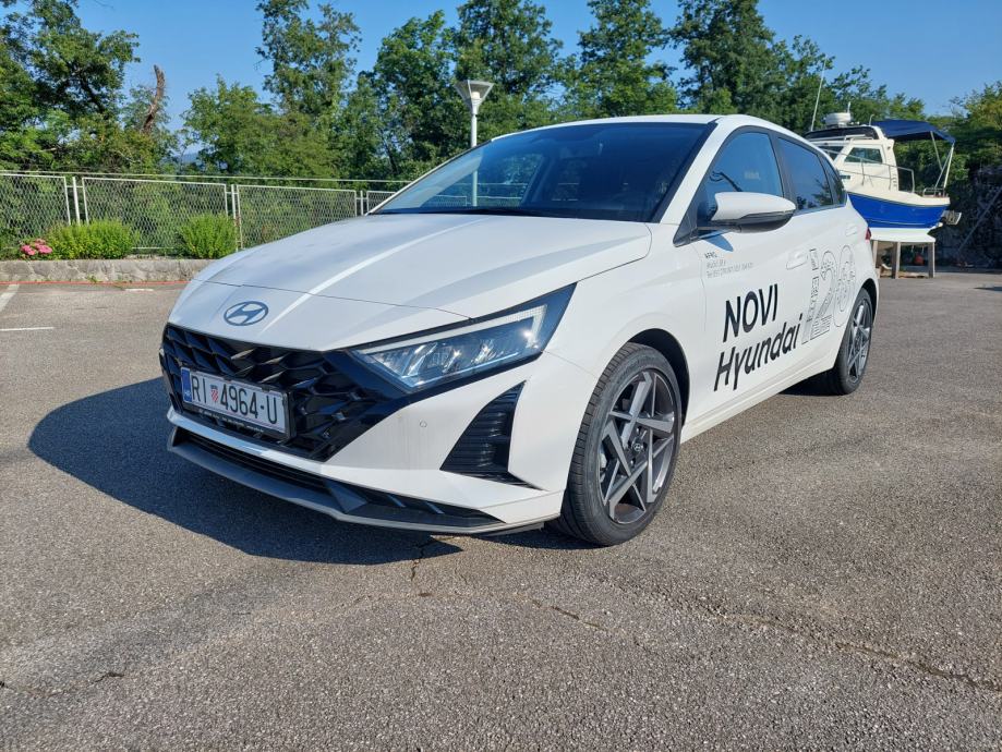 Hyundai i20 1,0 T-GDI 100 KS PREMIUM *TESTNO VOZILO* - cover