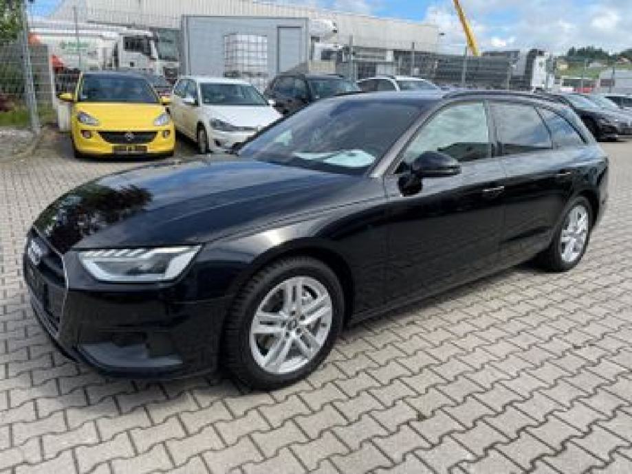 Audi A4 Avant 40 TDI automatik - cover
