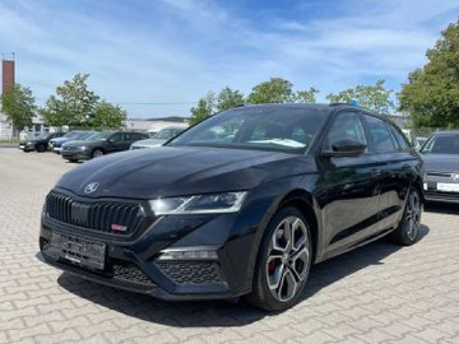 Škoda Octavia RS DSG - cover