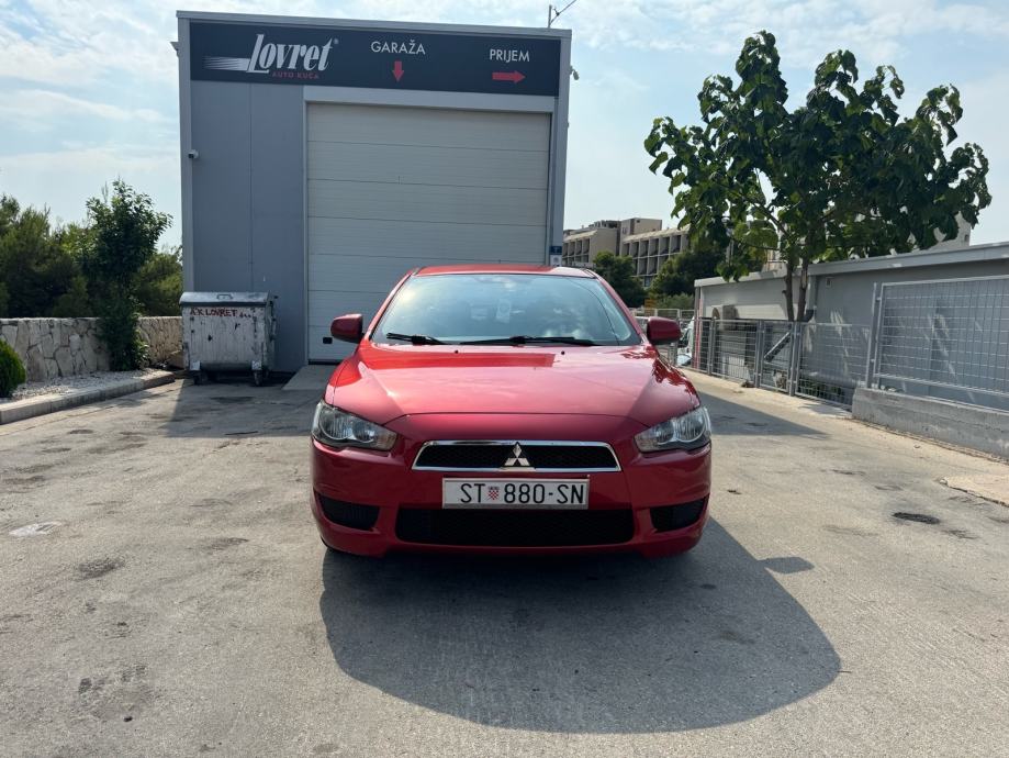 Mitsubishi lancer 1.5 - cover