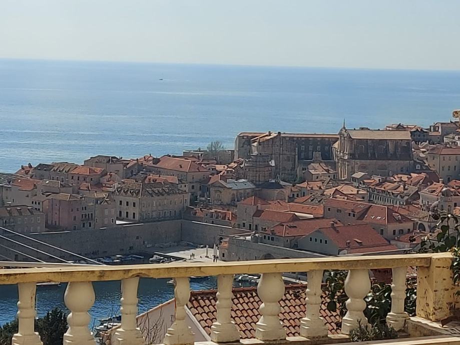 DUBROVNIK, NOVO, PRILIKA PLOČE, STAN S POGLEDOM NA GRAD I LOKRUM! (prodaja) - cover