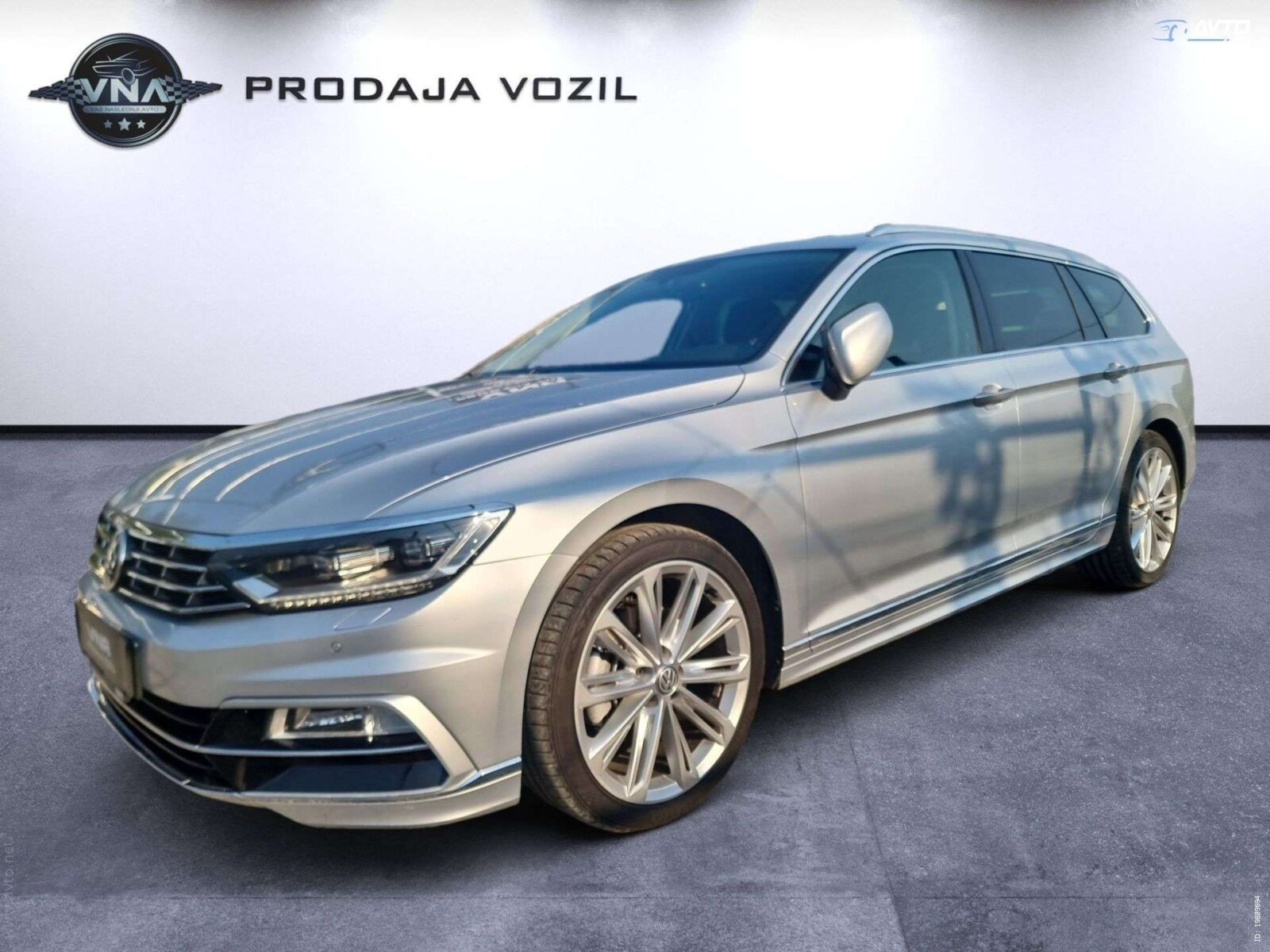 Volkswagen Passat Variant  2.0 TDI BMT R-line |PANORAMA|VIRTUALNO|ALU19|SLO|TOP - cover