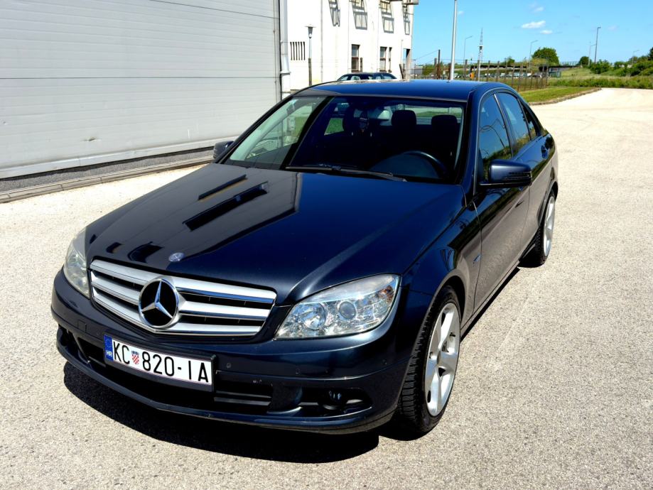 Reg 1 god Mercedes-Benz C-klasa 180 CDI 2011 TOP STANJE - cover