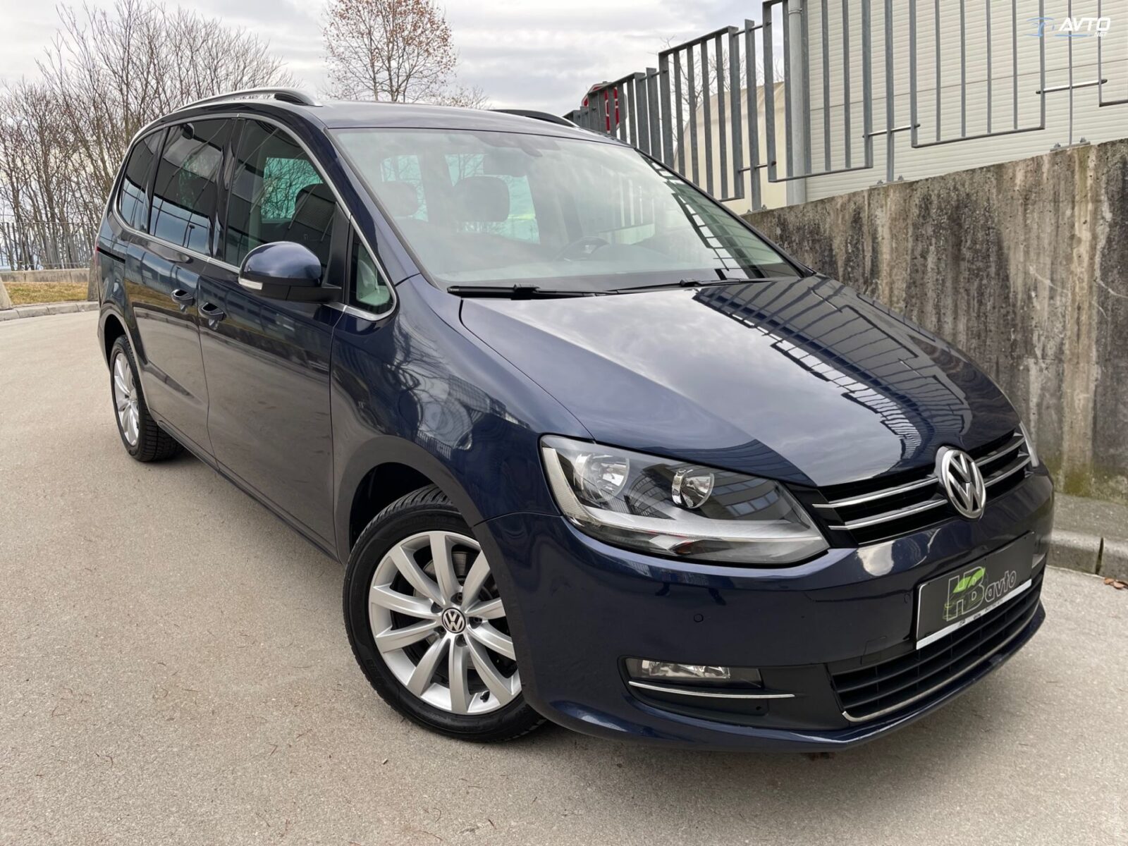 Volkswagen Sharan 2.0 TDI BMT Highline 103kW USNJE EL. DRSNA VRATA - cover