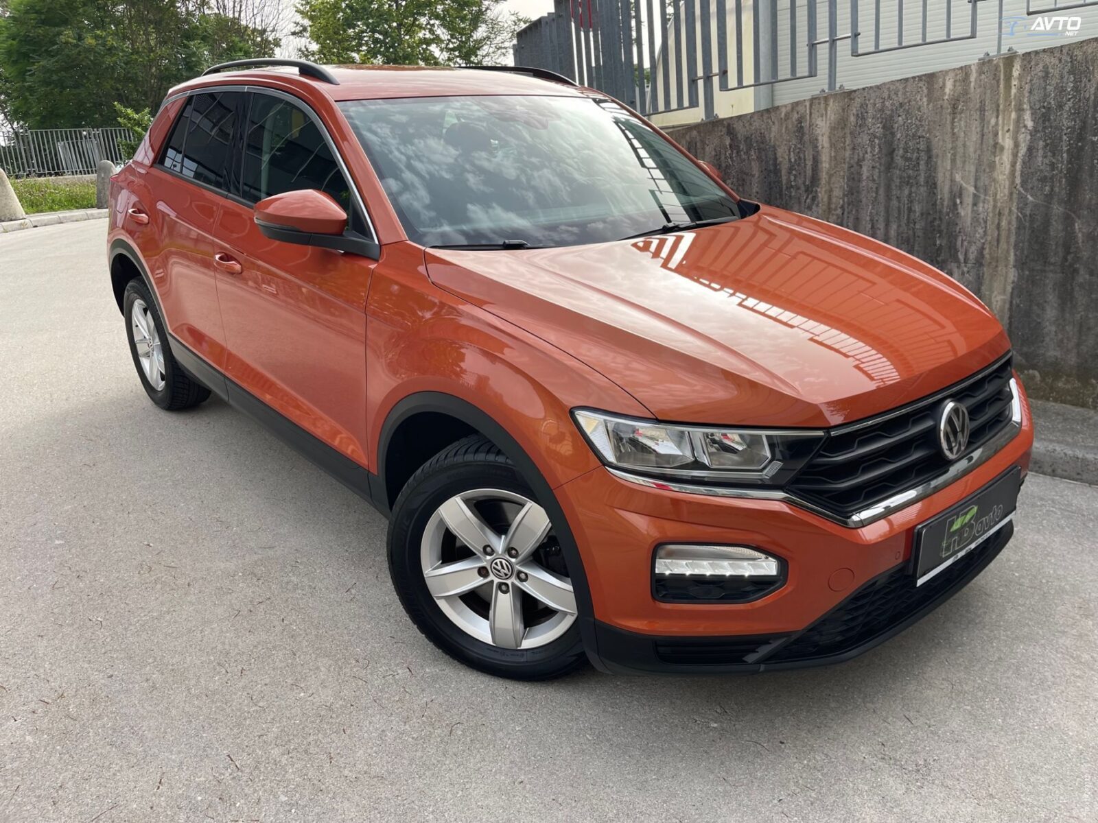 Volkswagen T-Roc 1.0 TSI Style 85 115 IZREDNO LEPO OHRANJEN - cover
