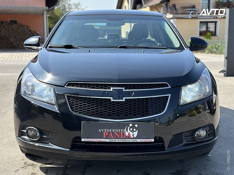Chevrolet Cruze 2.0 D 120KW PLUS+SLOVENSKI+ALU+KLJUKA+TEMPOMAT - cover