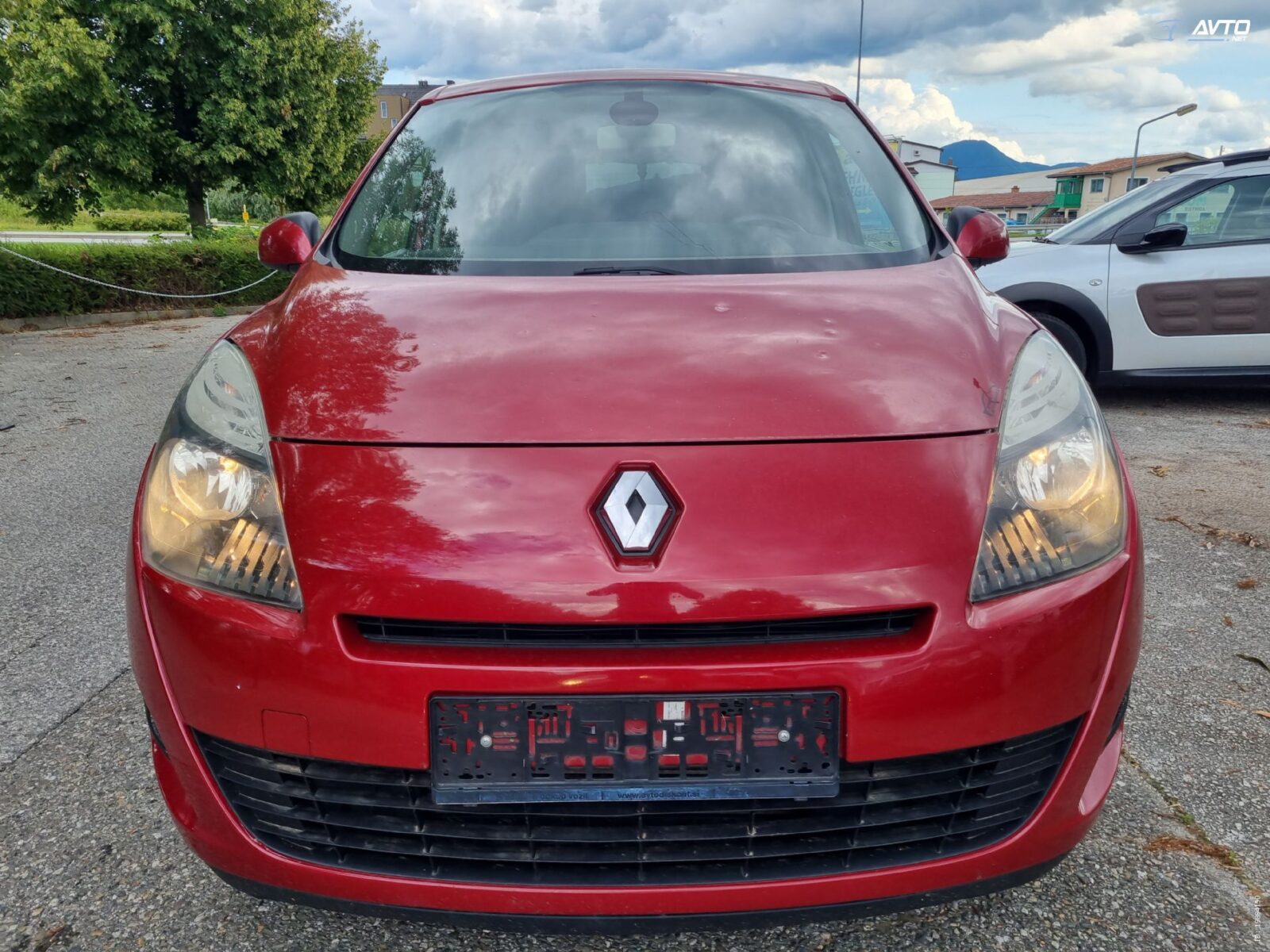 Renault Grand Scenic 1.9 DCi Privilege - FINANCIRANJE BEZ POLOGA - cover