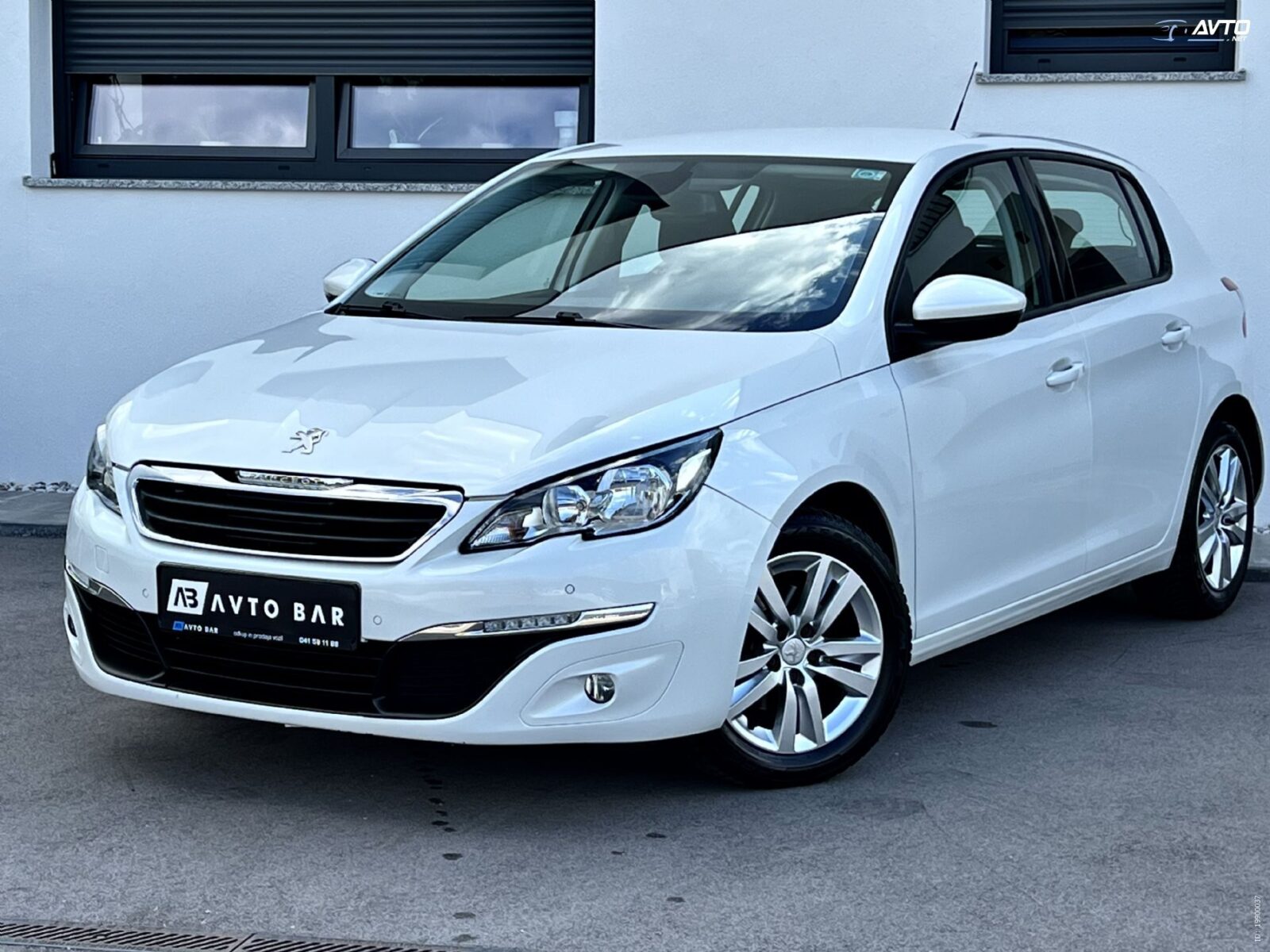 Peugeot 308  1.6+SLO+PERLA+SAMO 114.910 KM+PDC - cover