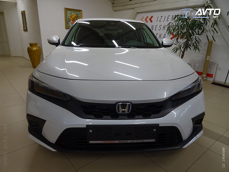 Honda Civic 2.0 Hibrid 135kW Elegance CVT - cover