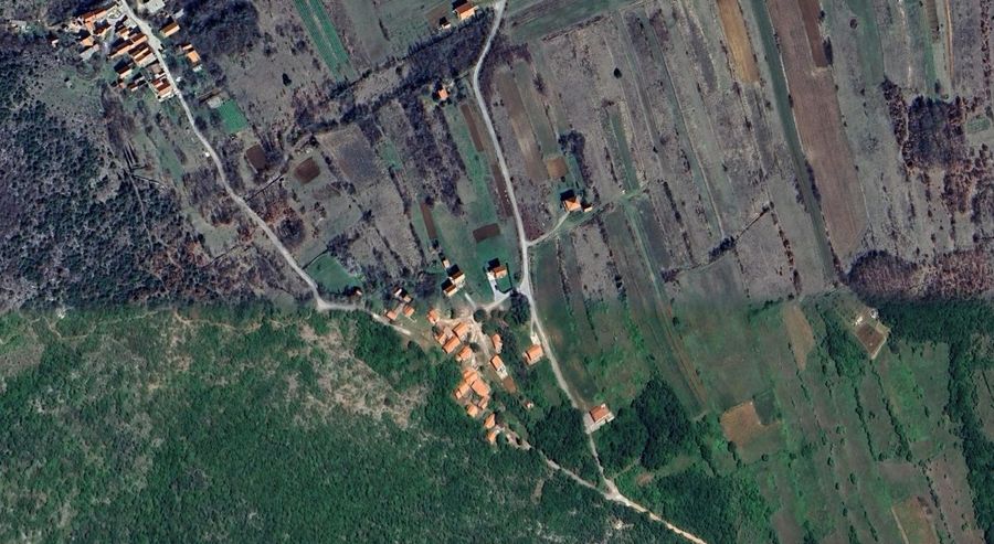 Zemljište na prodaju Radošić (Sinj) - SINJSKI RADOŠIĆ GRAĐEVNO ZEMLJIŠTE 2794 M2, € 100.000, 2.794 m² - cover
