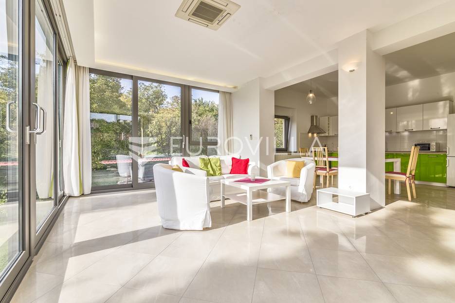 Mlinovi, četverosoban stan 113m2 s vrtom - cover