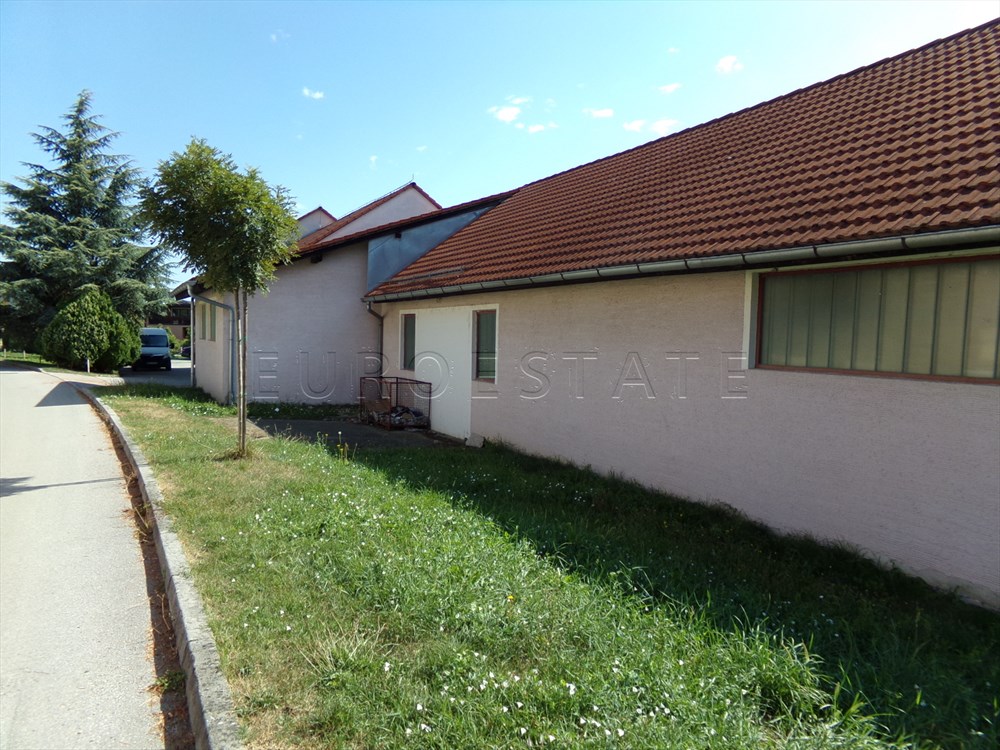 Gornji Kneginec: poslovna zgrada od 600 m2 za razne djelatnosti - cover