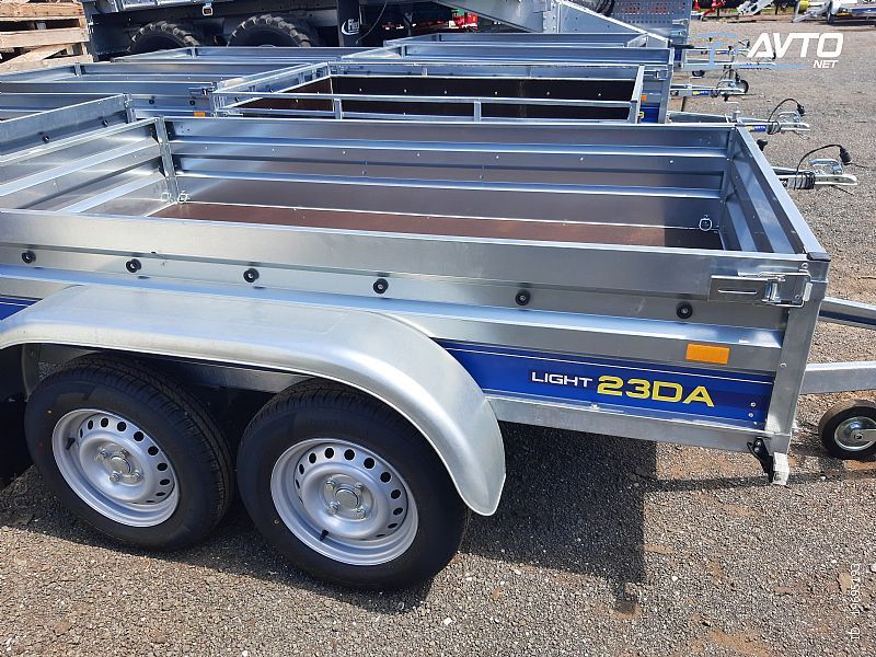 Vesta Trailers Light - cover