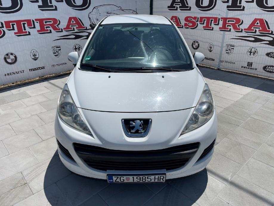 Peugeot 207 1,4 HDi - cover