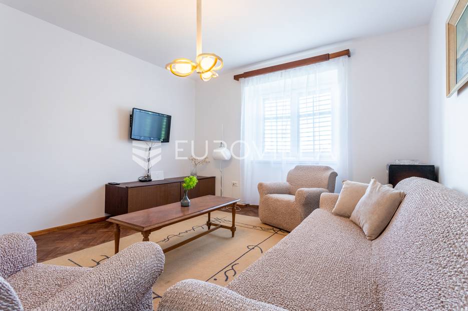 Kaštel Gomilica, jednosoban stan  na odličnoj lokaciji - cover