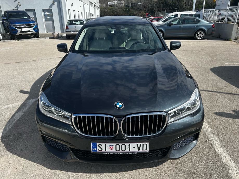 BMW serija 7 730dM Automatik - cover