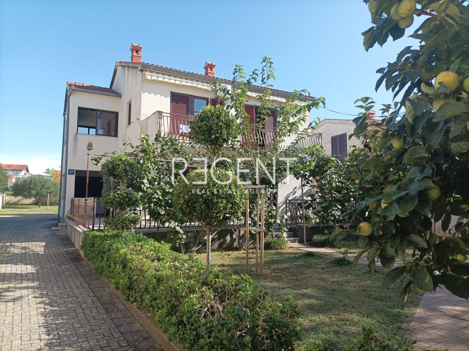 Zadar, Turanj- Kuća s zemljištem uz more 1139m2 - cover