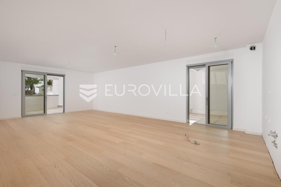 Opatija, centar, dvosoban stan u novogradnji  NKP 112 m2 - cover