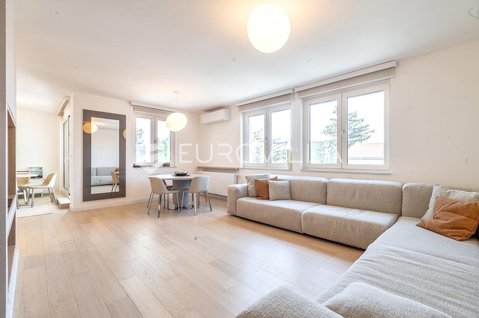 Zagreb, Pantovčak, luksuzan četverosoban dvoetažan penthouse, 202 m2 - cover