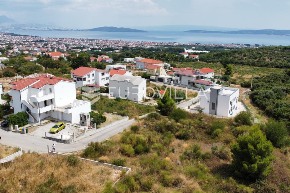 Kaštel Novi, Rudine- građevinsko zemljište za gradnju kuće pravilnog oblika - cover