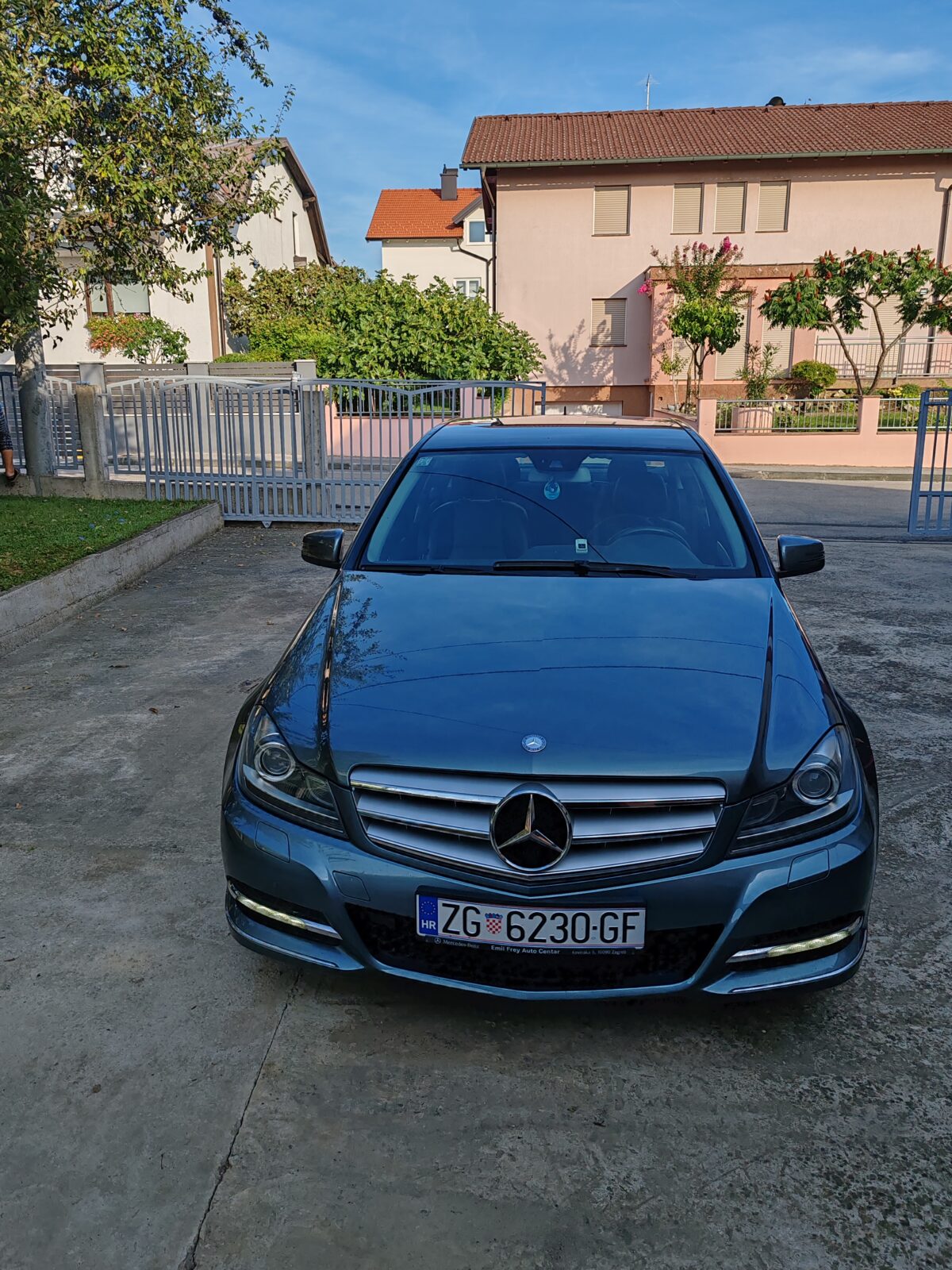 Mercedes-Benz C-klasa 220 CDI - cover