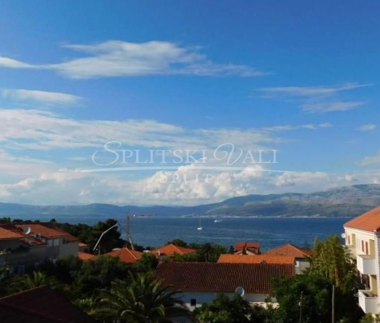 INVESTICIJA! Supetar vila 14 soba - recepcija/restoran/parking/pogled - cover