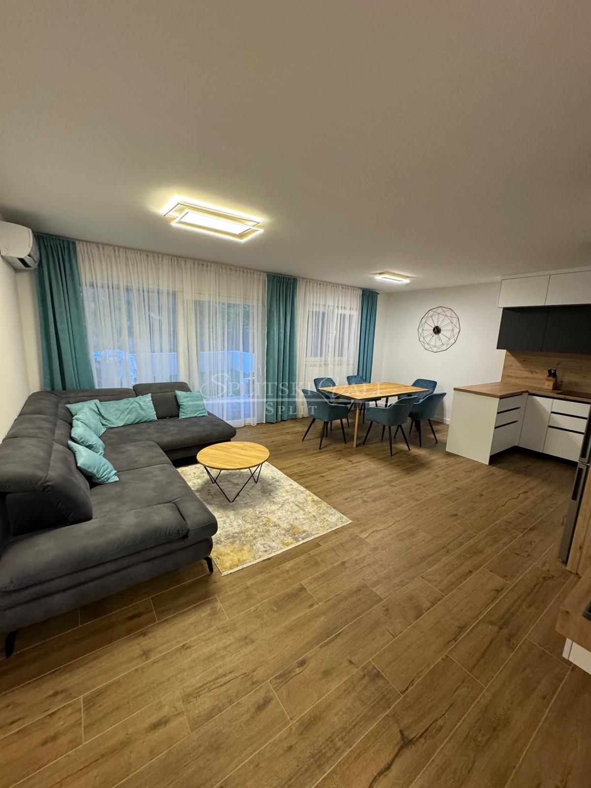 Stožanac, predivan dvosoban stan + parking mjesto - cover