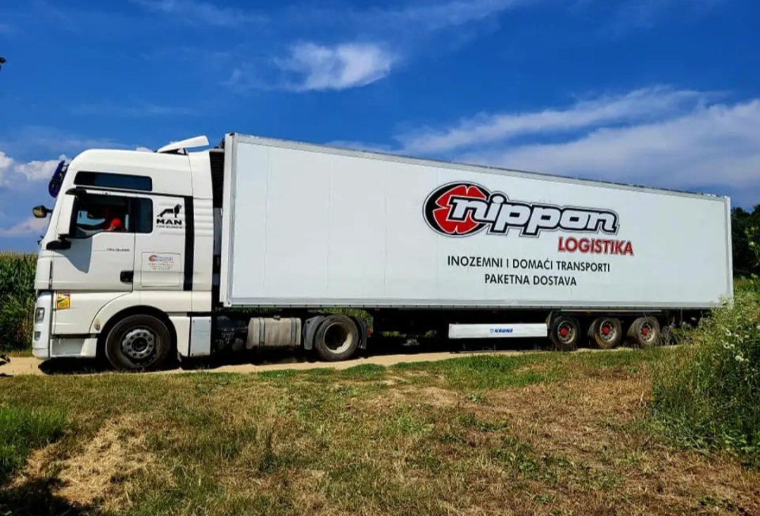 POLUPRIKOLICA HLADNJAČA KRONE MEGA - CARRIER MAXIMA 2 - cover