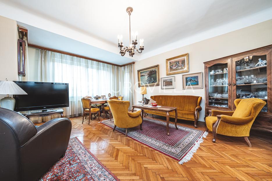 Zagreb, Maksimir funkcionalan trosoban stan 104 m2 - cover