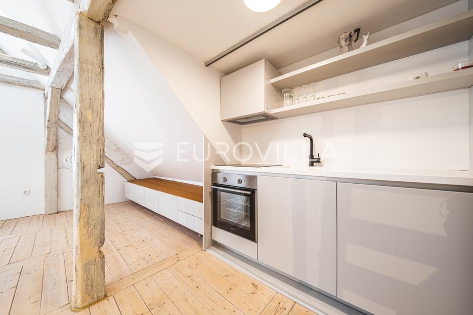 Zagreb, Donji Grad, novoadaptirani stan u centru 55 m2 - cover