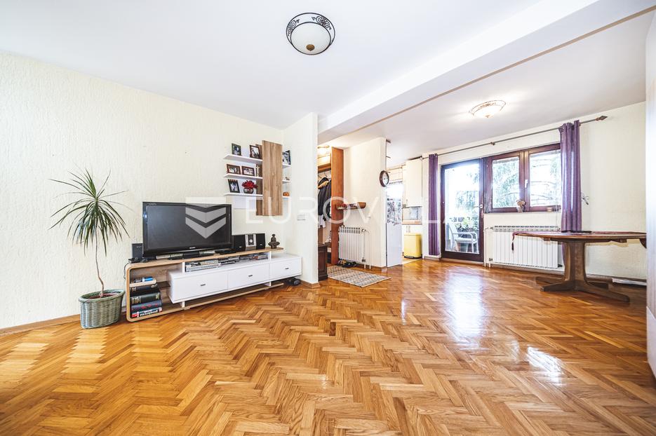 Zagreb, Trešnjevka sjever, funkcionalan trosoban stan 63 m2 - cover