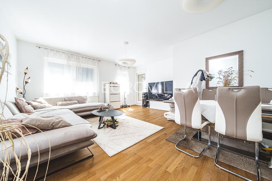 Zagreb, Petrova, NOVOGRADNJA, četverosoban stan NKP 119 m2 - cover