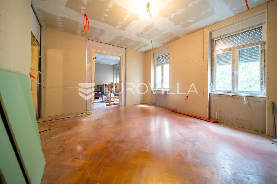 Zagreb, Centar, Vinogradska komforan trosoban stan 86m2 + 2VPM - cover
