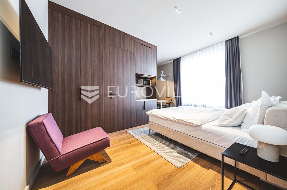 Zagreb, Cvjetni trg, Stan sa 4 apartmana, NKP 124 m2 - cover