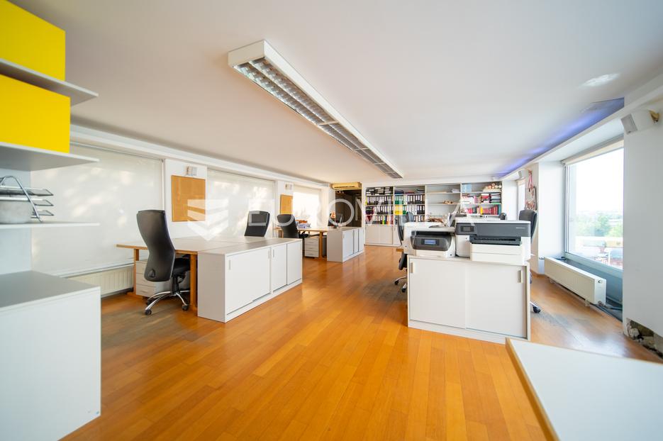 Zagreb, Ilica uređen poslovni prostor NKP 142.28 m2 - cover