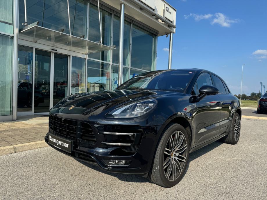 Porsche Macan 3,6 Turbo Performance - cover