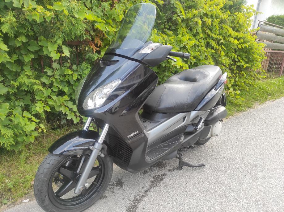 Yamaha X-MAX XMAX 250 i cm3 MOŽE NA KARTICE DO 36 RATA, 2007 god. - cover