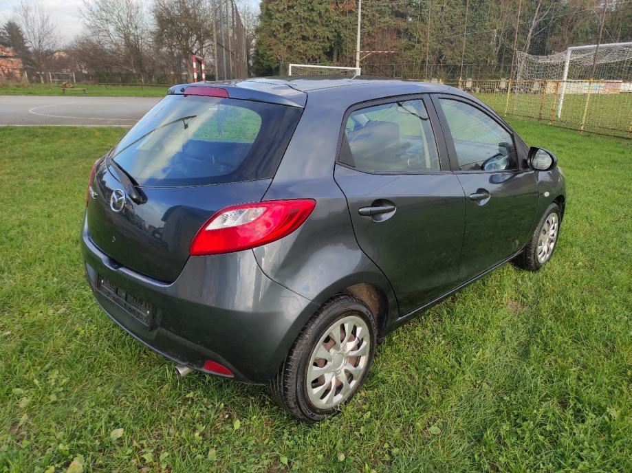 Mazda 2 1,3 i TE Klima PLIN u super stanju može na kartice do 36 sata - cover