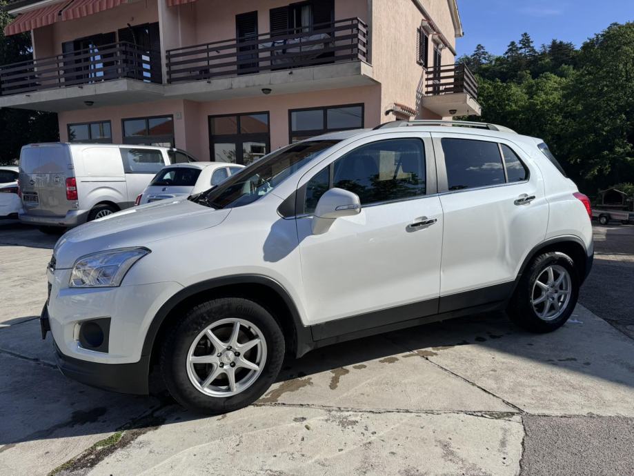 Chevrolet Trax 1,7 LT (KOŽA/GR.SJEDALA/KAMERA...) GRATIS VELIKI SERVIS - cover