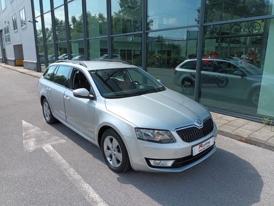 Škoda Octavia Combi 1,6 TDI - cover