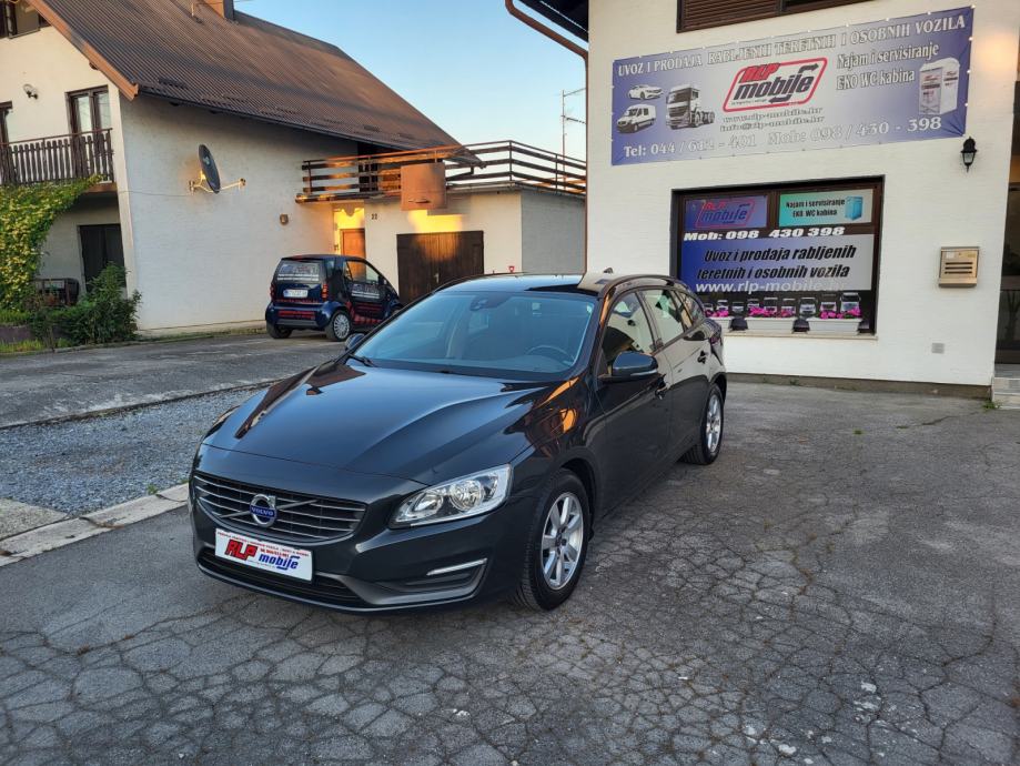 Volvo V60 1.6 D2 * KLIMA*TEMPOMAT*NAVIGACIJA* - cover