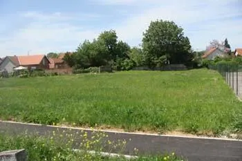 34./42. Vukovar građ.zem.bivše stovarište Apatinske pivovare 1695m2 - cover