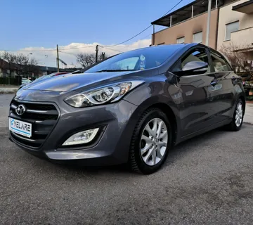 Hyundai i30 1,4 CRDi, EDITION, SERVISNA, JAMSTVO, REG. 1 GODINU - cover